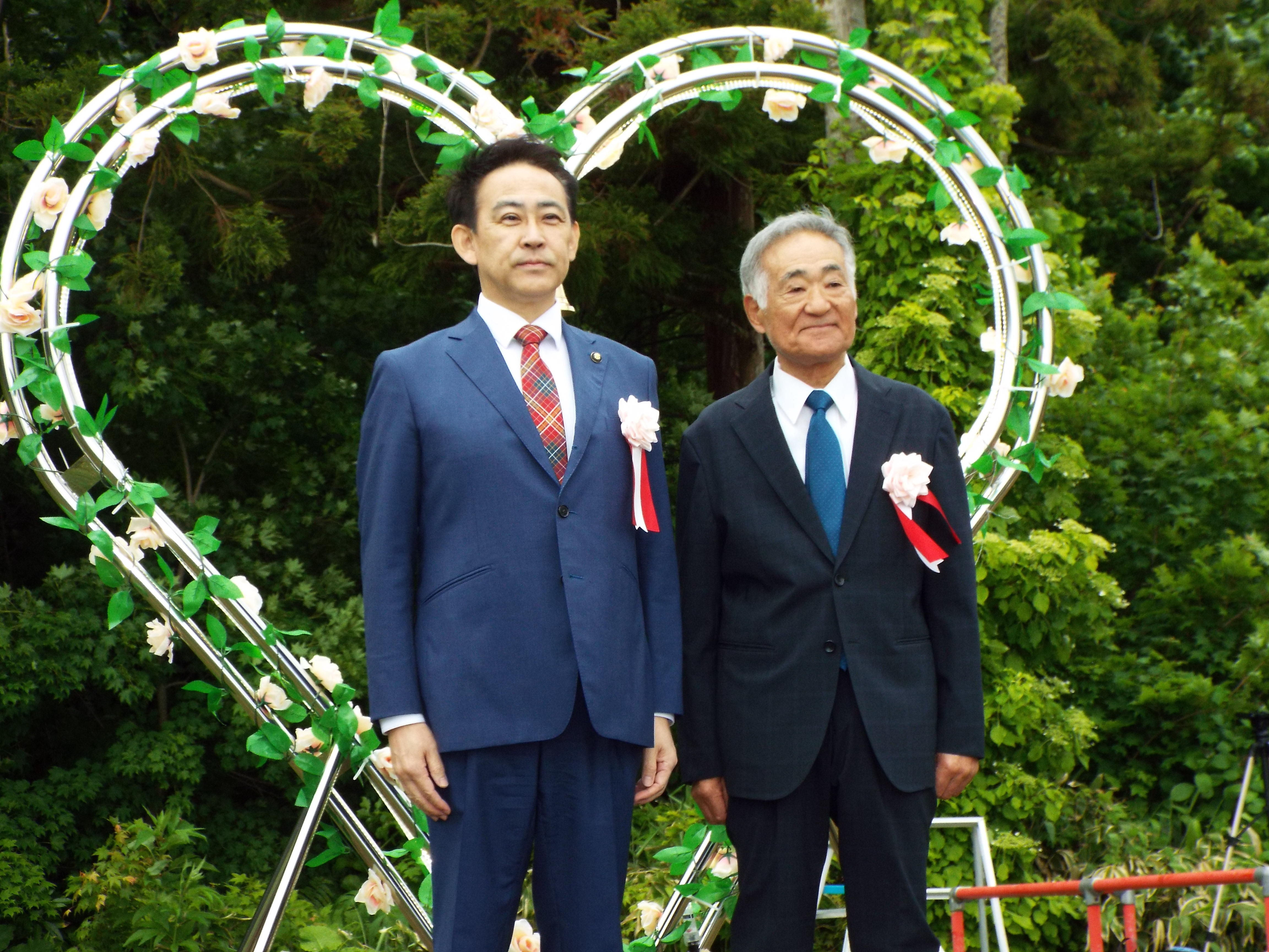 0-船見公園　ハートのモニュメント除幕式が行われました。