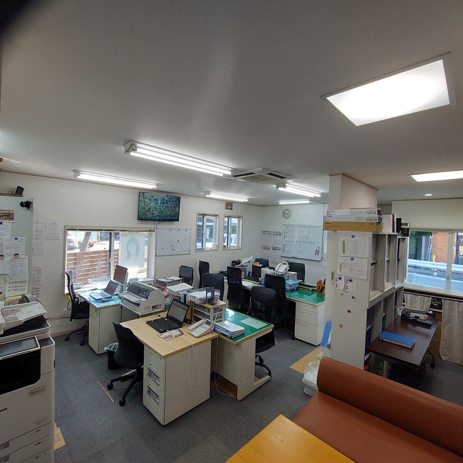 会社の建物