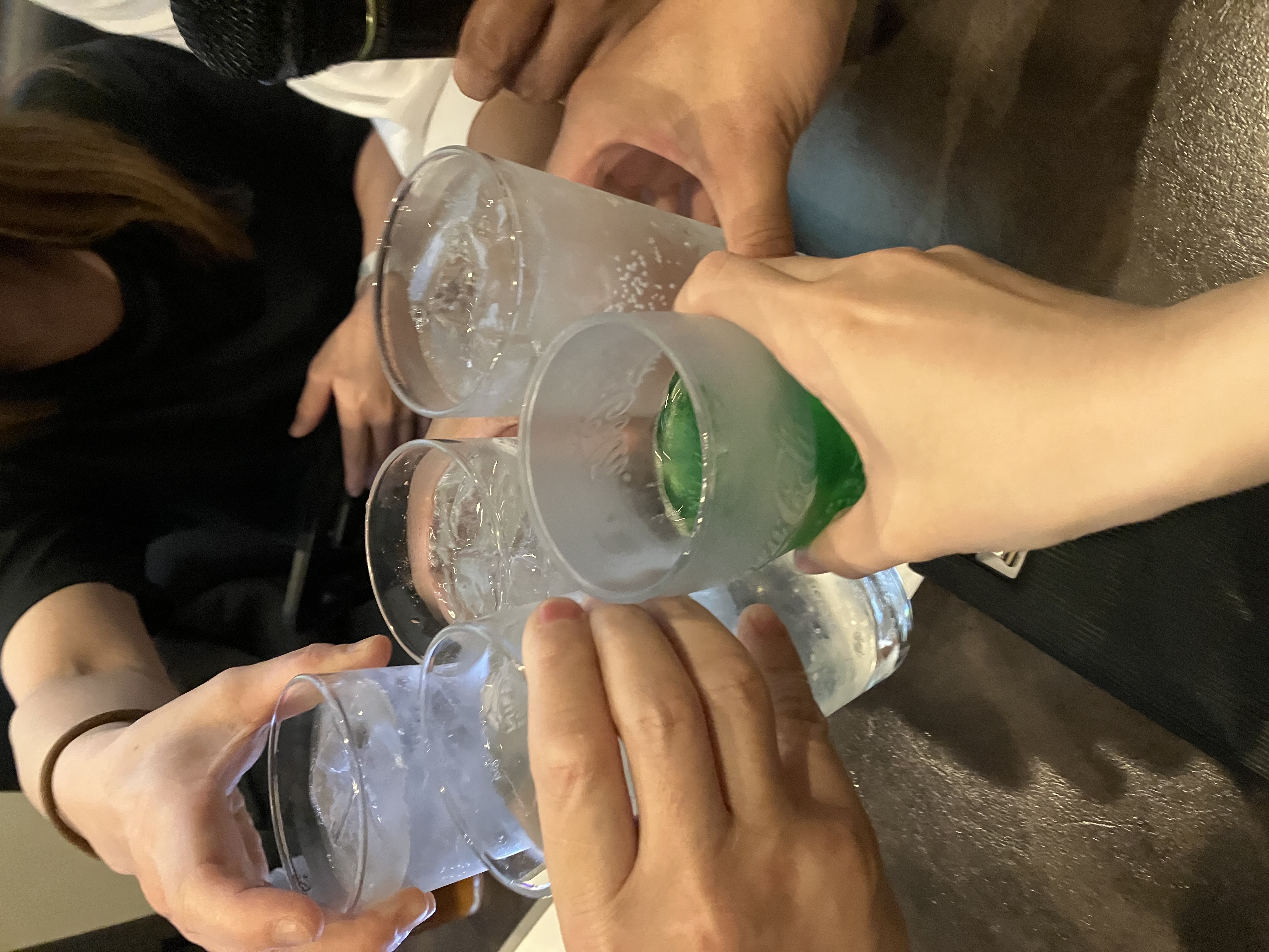 虜です！