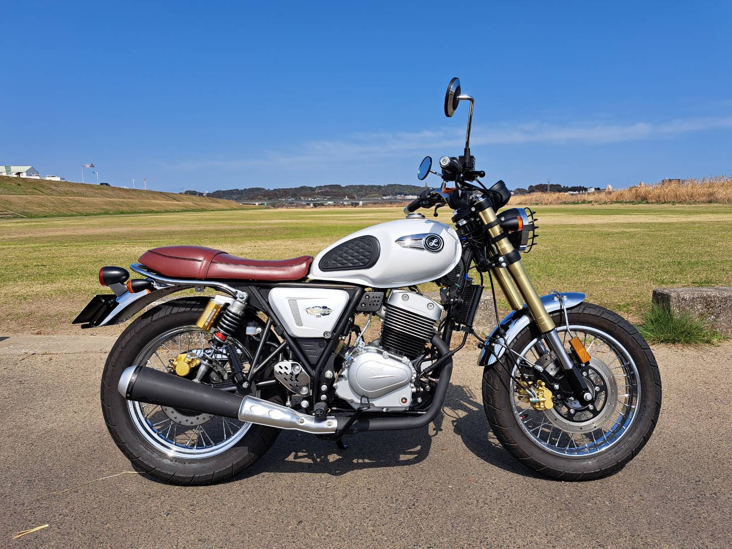 3-GPX Legend250TWINⅢ　レンタル＆中古販売