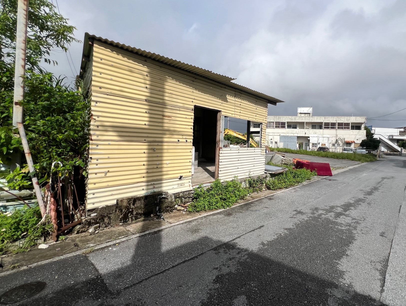 3-『建物解体工事』南風原町山川、建物解体工事。