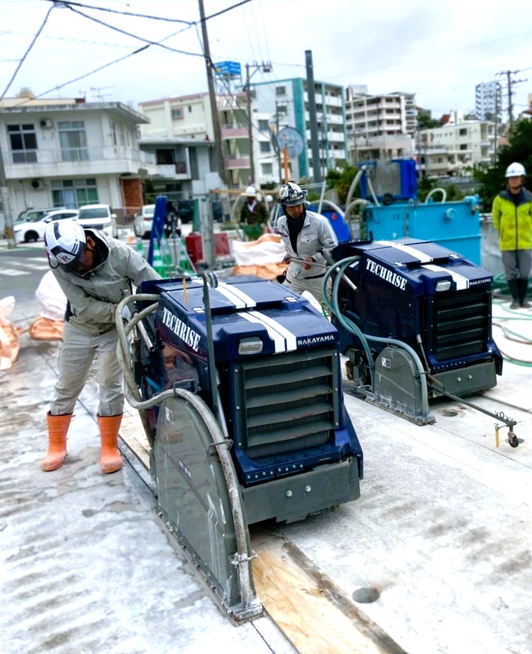 1-コンクリートカッター