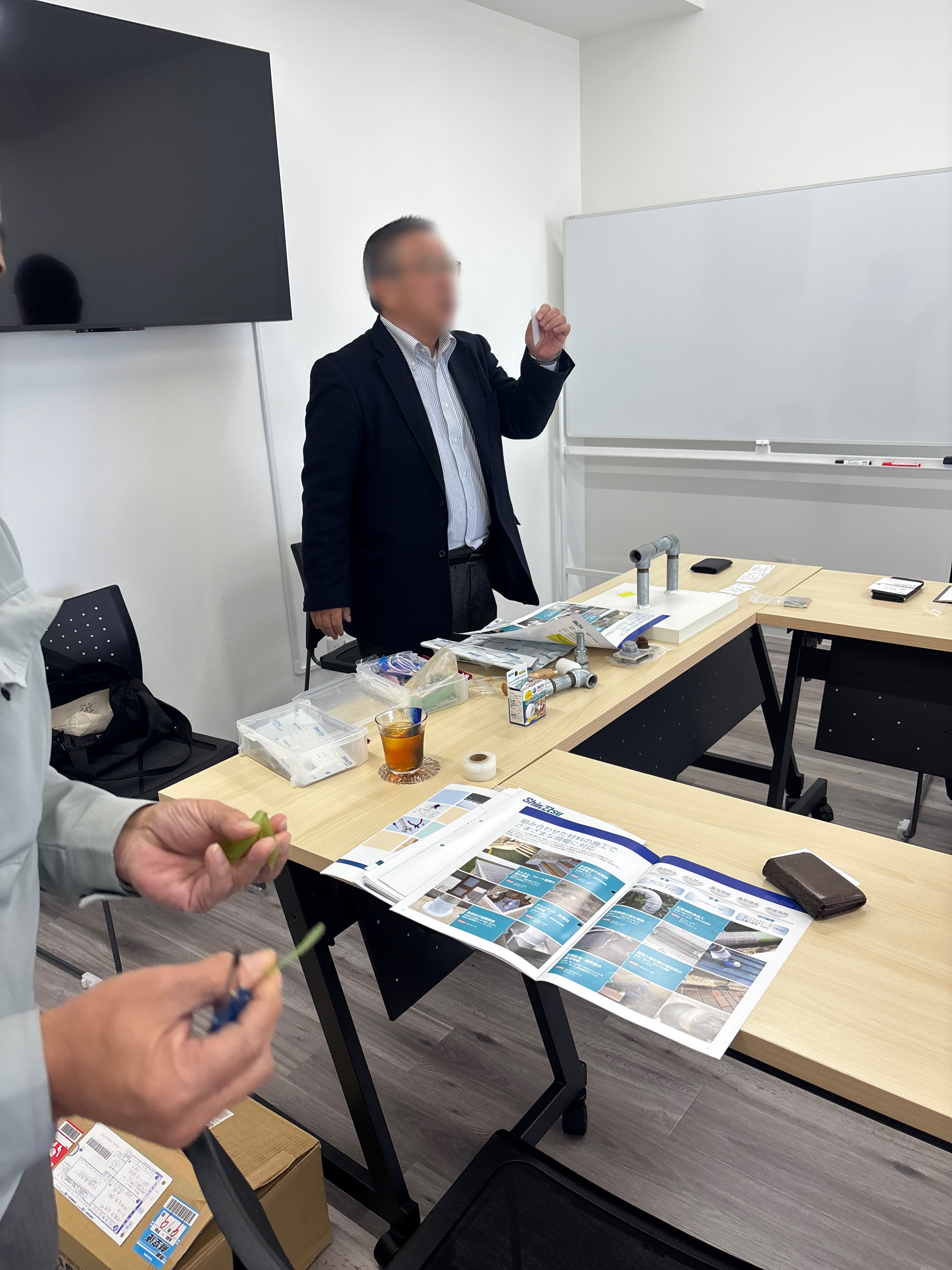 0-シリコーンテープ実演会実施