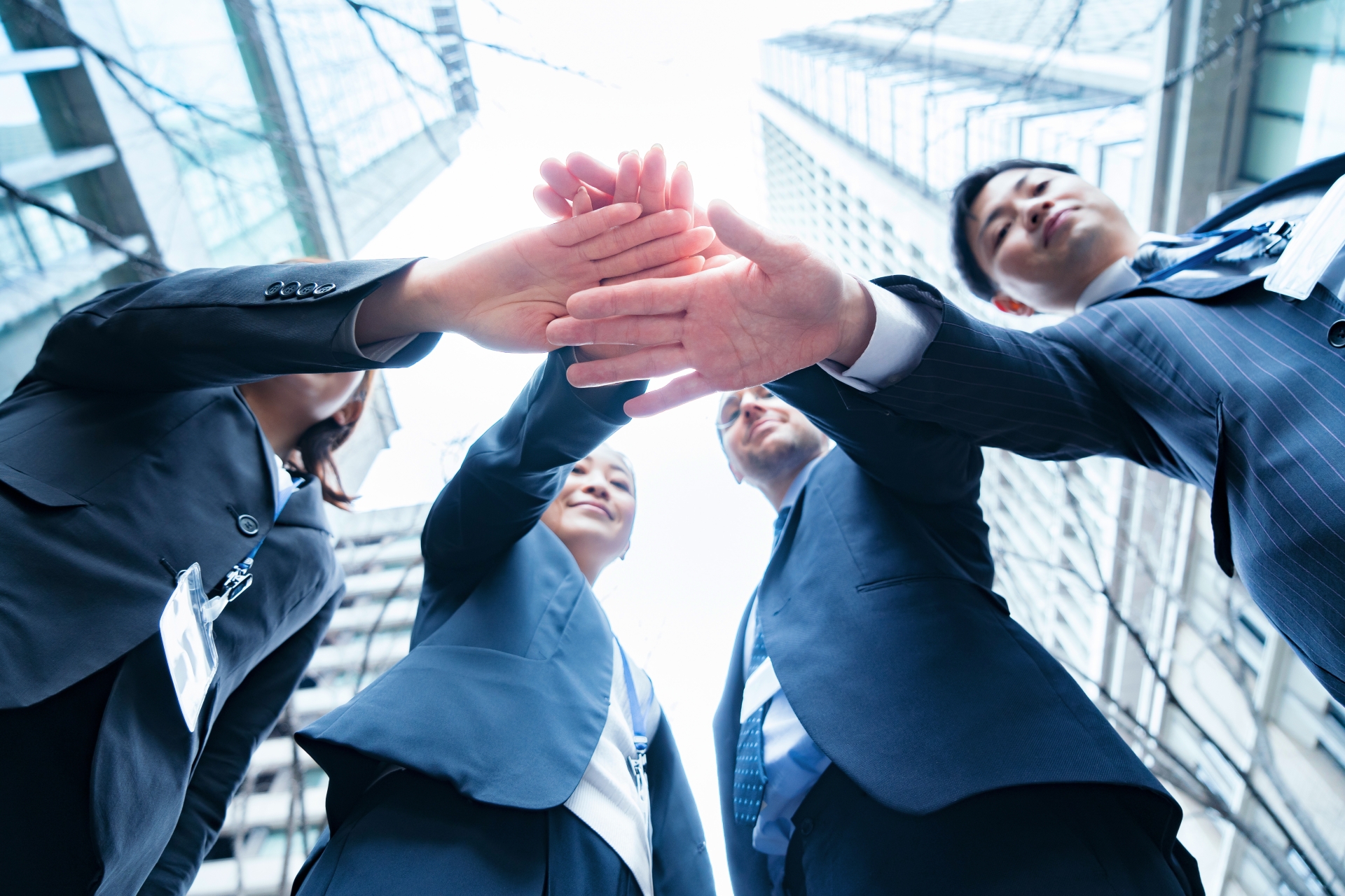 1-業務提携会社（五十音順）