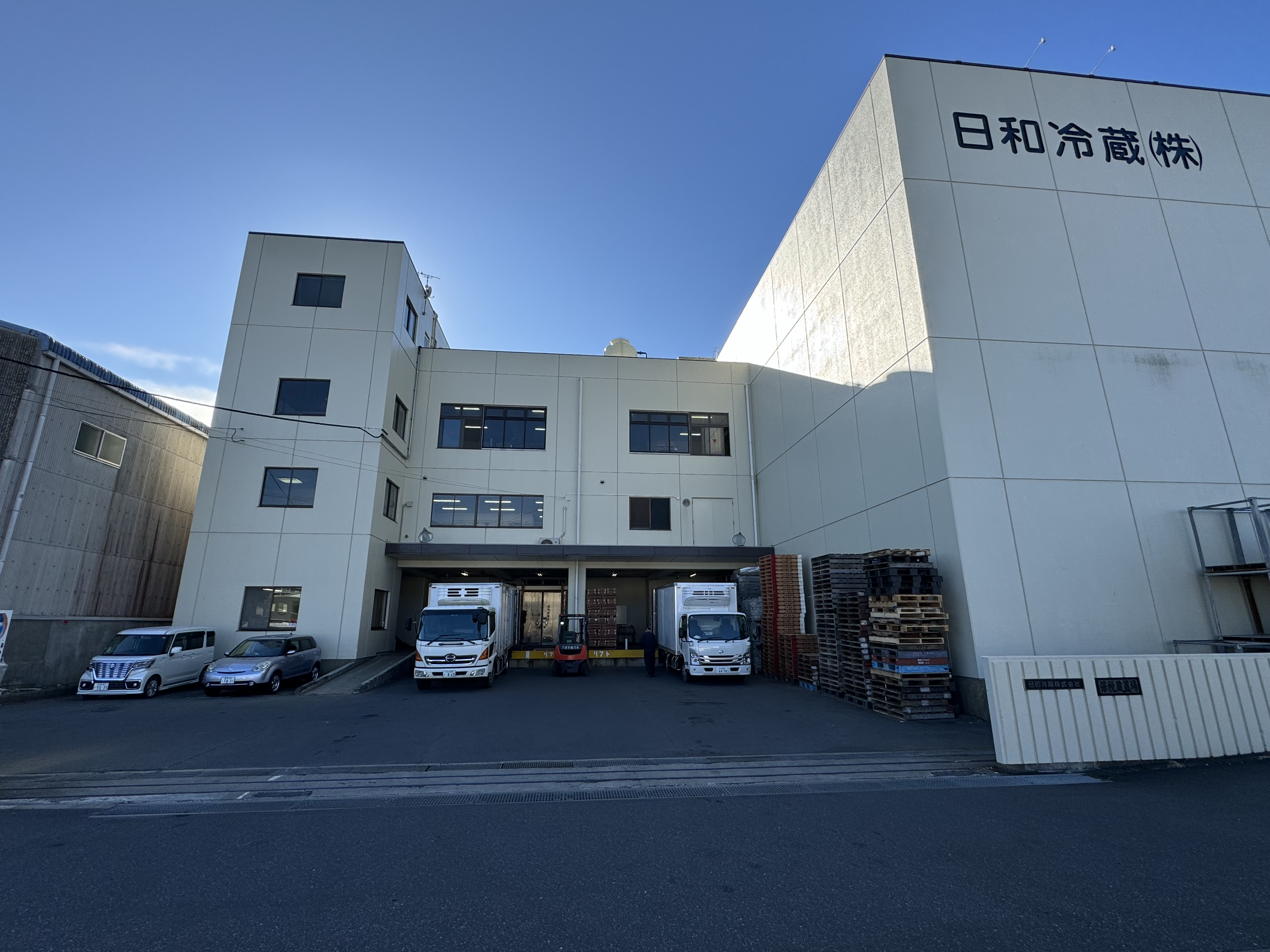 会社の建物