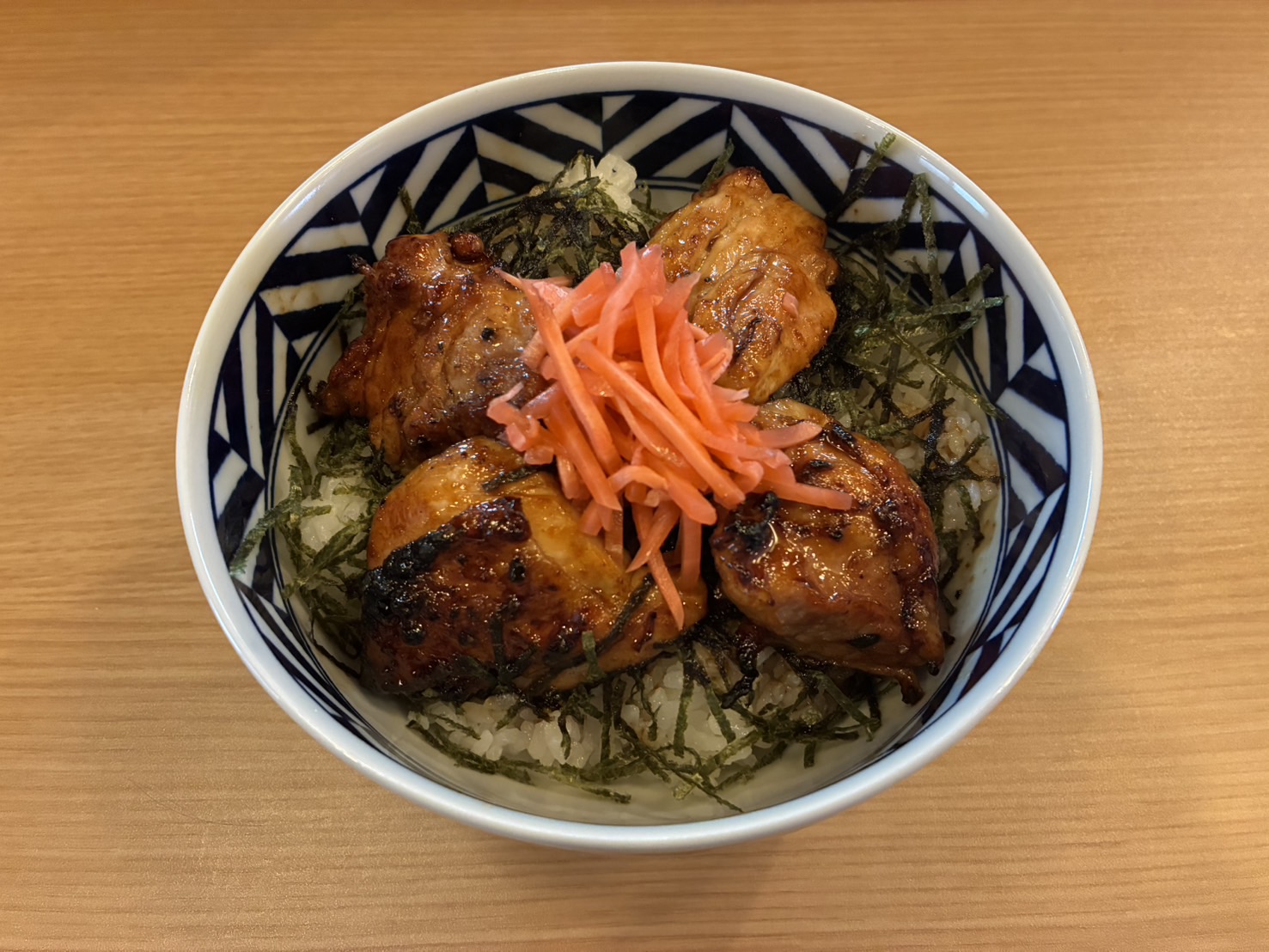 轟や おすすめ | 自家製のタレ、食材にこだわった炭火焼き 炭火焼き鳥 轟や