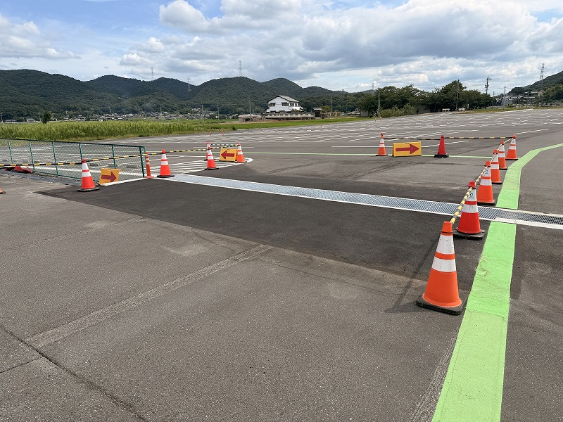 0-駐車場一体化(日本一のだがし売場)