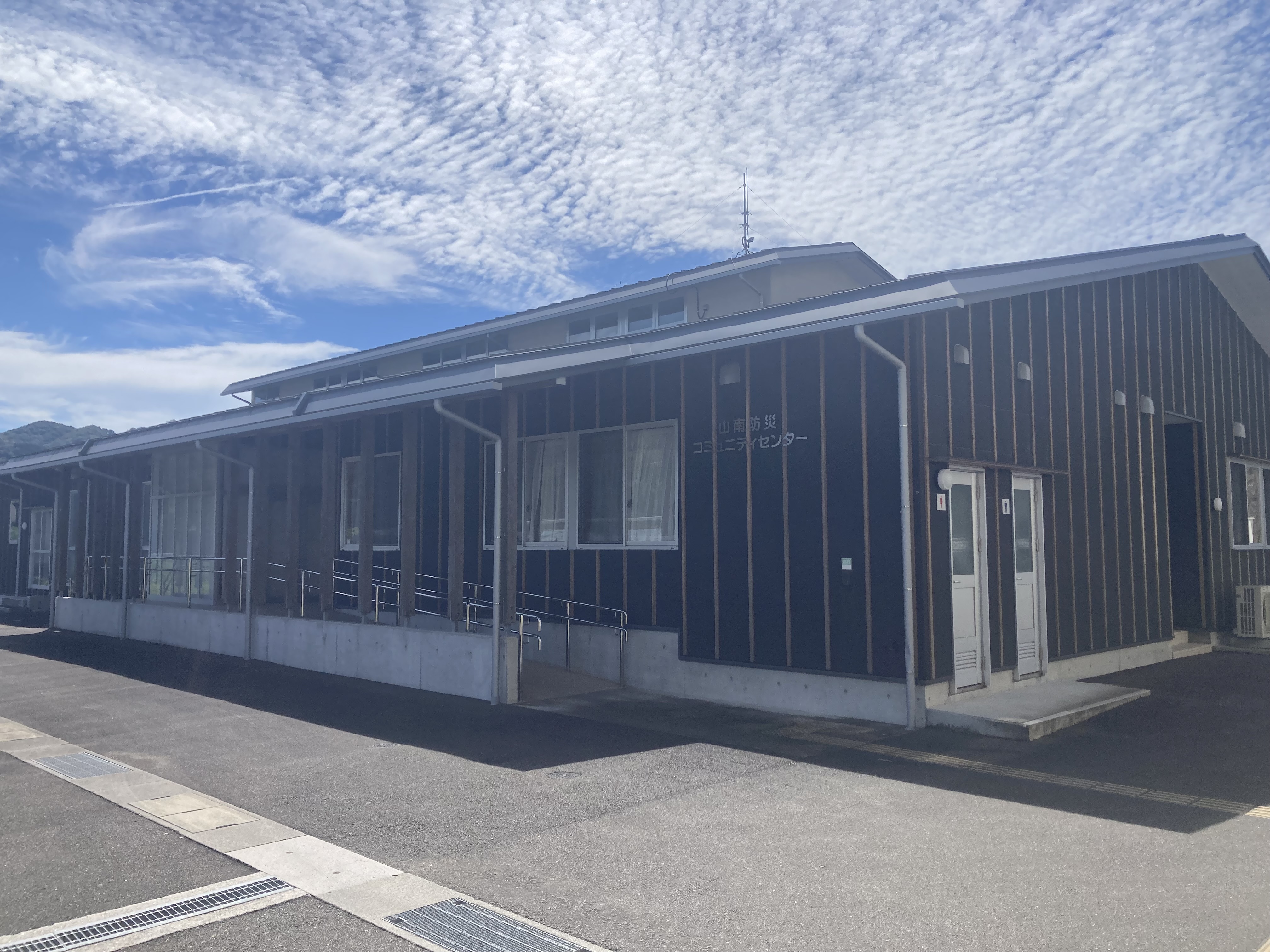 3-山南防災コミュニティセンター新築工事（建築主体及び外構）