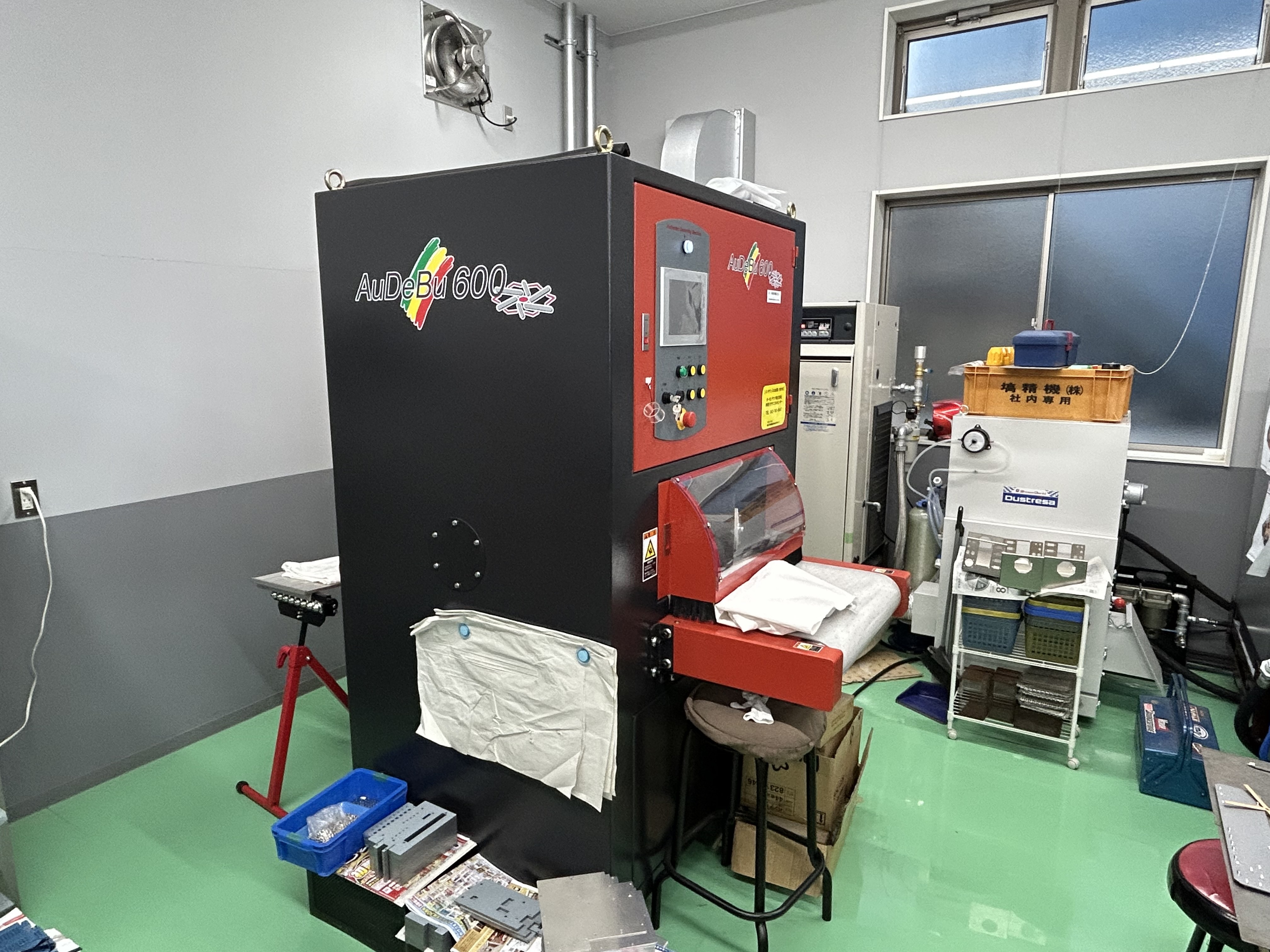 3-プレス加工機