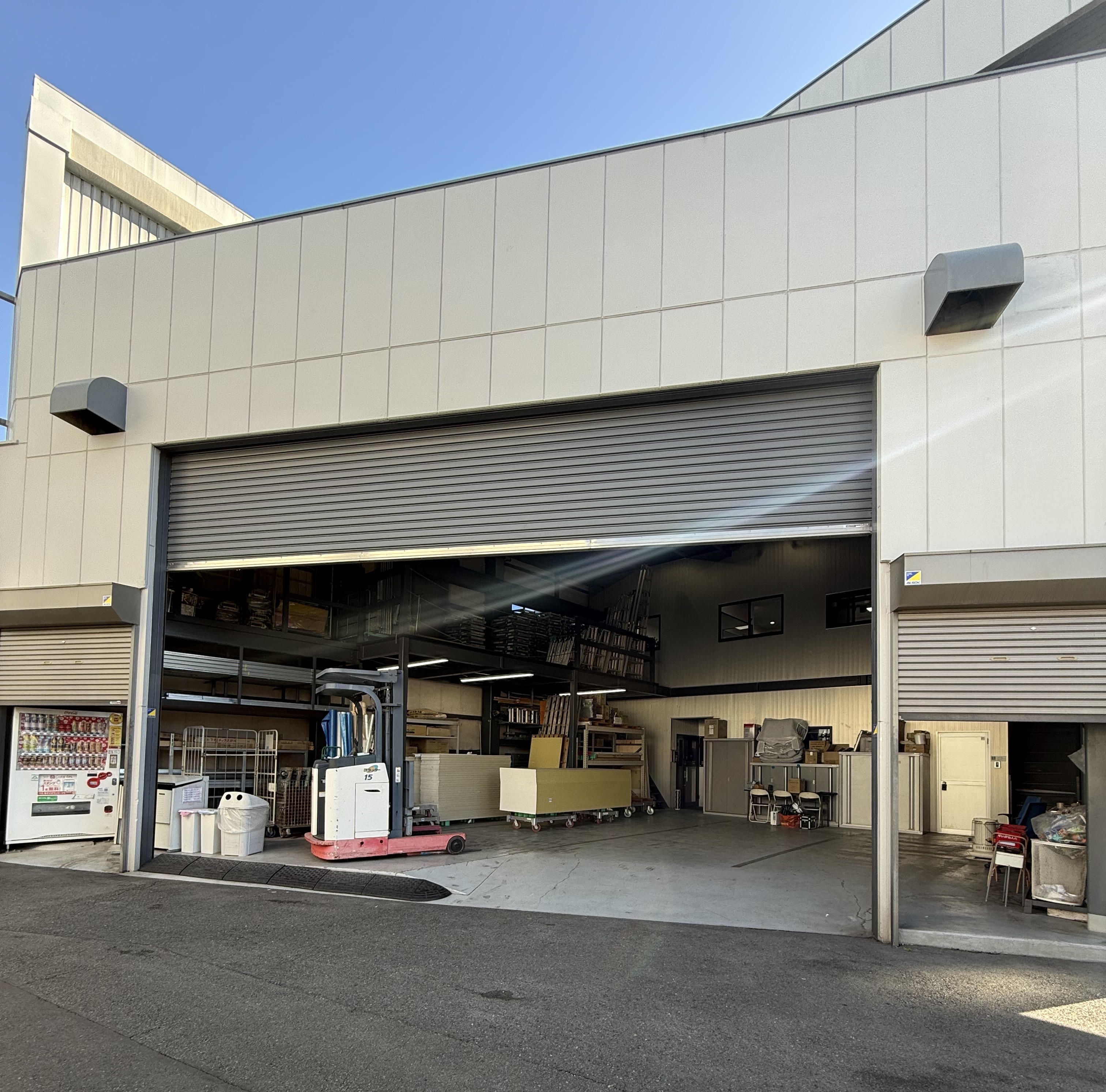 会社の建物