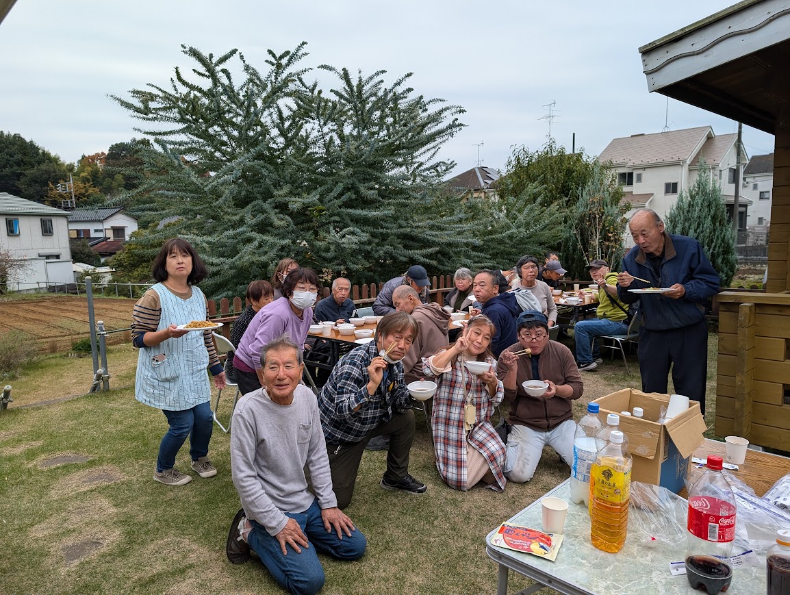 4-地元のみかん農園でのミカン狩りとバーべQを開催