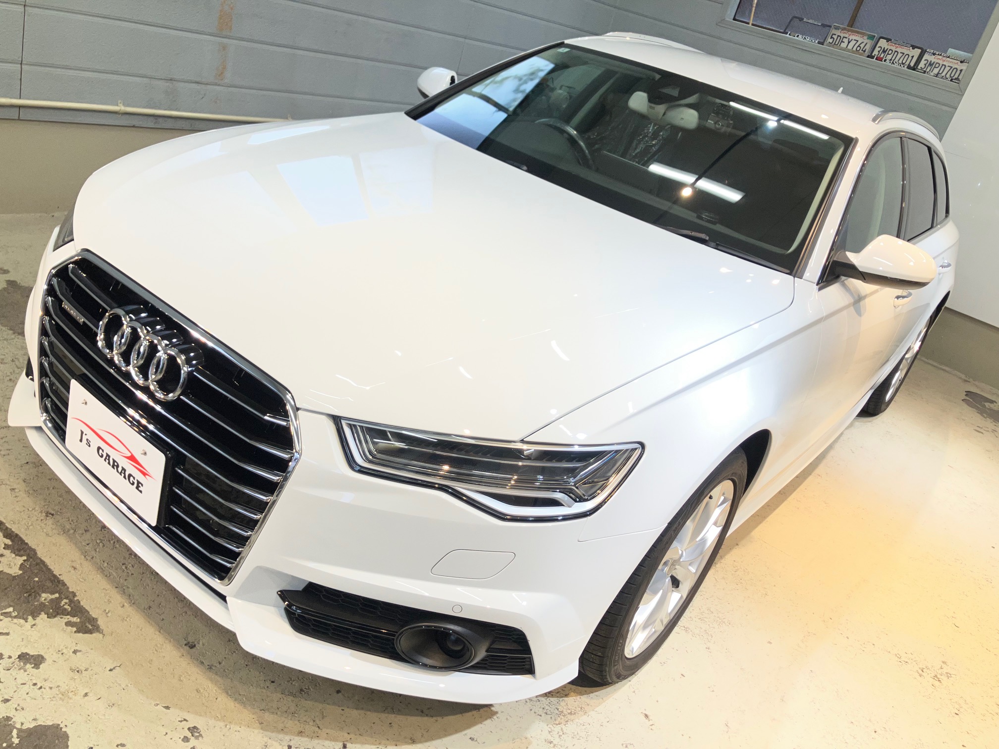 0-🚗アウディ・A6アバント：iguazG🚗