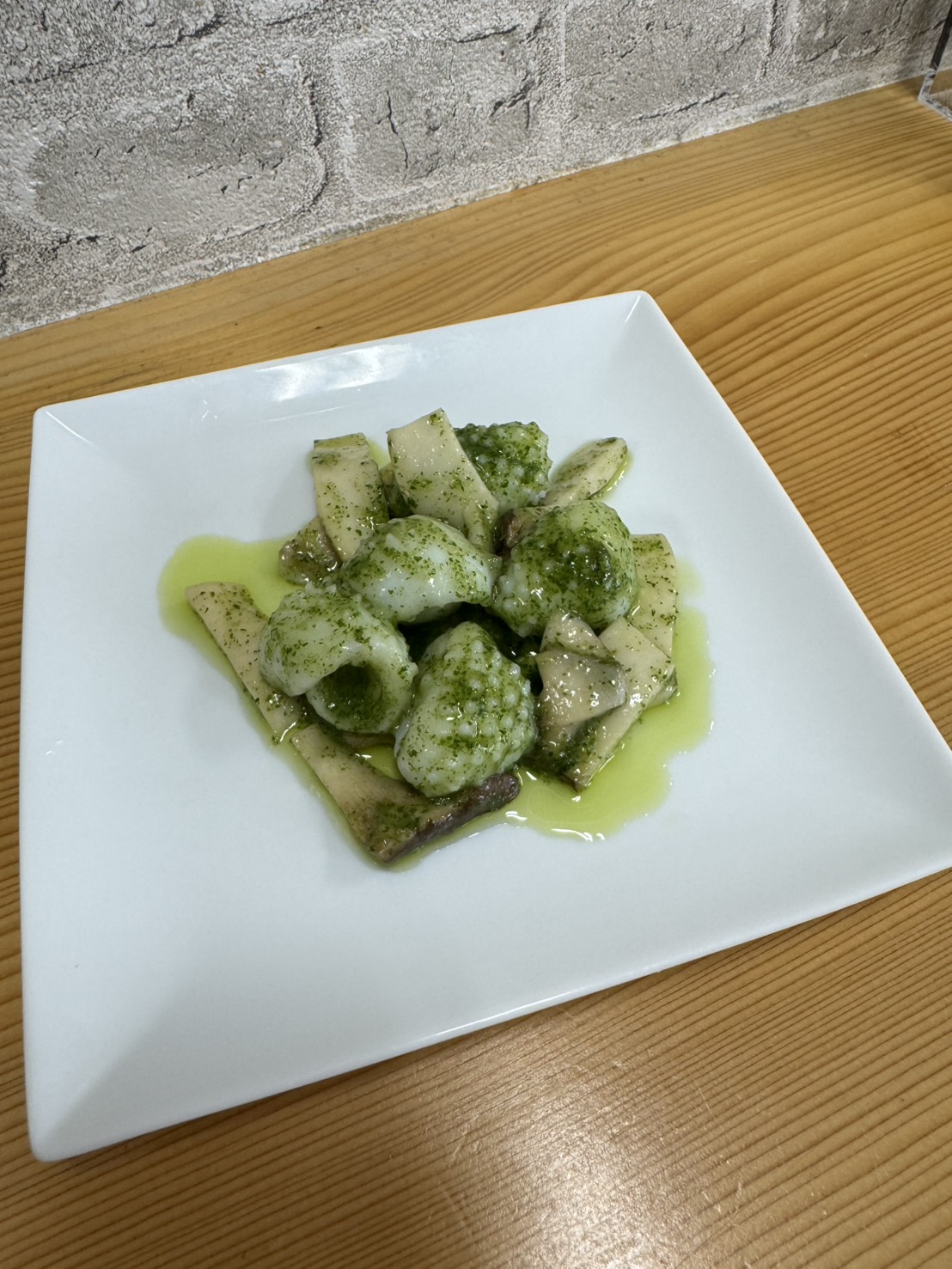 今週のランチです。イカの青じそ炒め