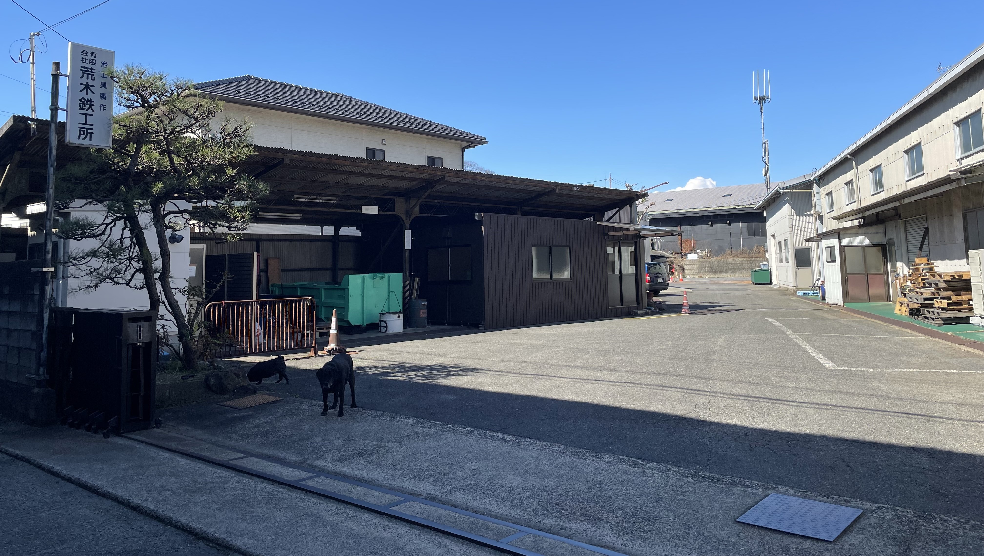 会社の建物