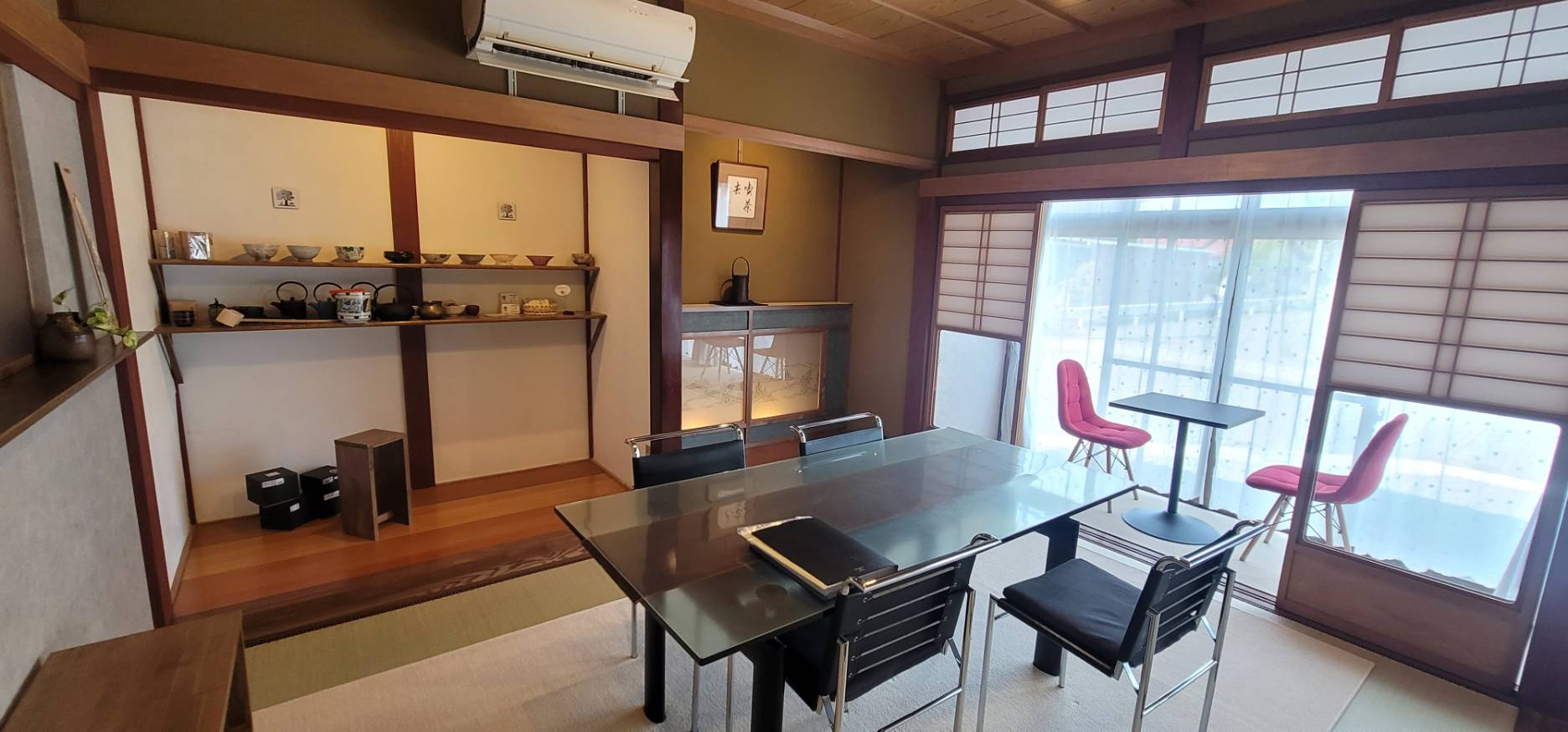 こもれびカフェ　まもなくオープンします