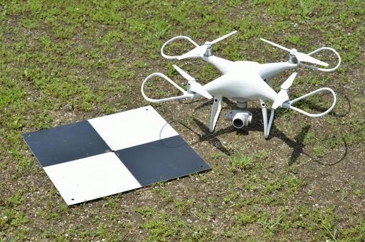 3-簡易空中写真測量(文化財調査、宅地造成等に伴うラジコンヘリによる撮影および図化)