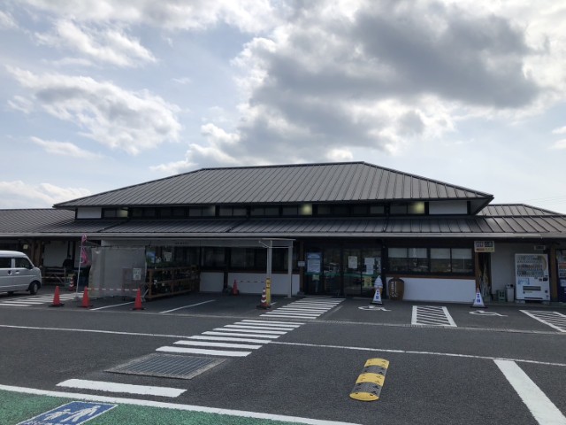 5-さくらファーム産の美味しい黒豚を販売しています。